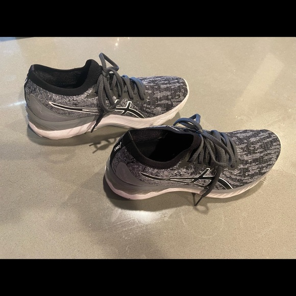 ASICS Nimbus 23 Knit Running Shoe - Picture 3 of 5